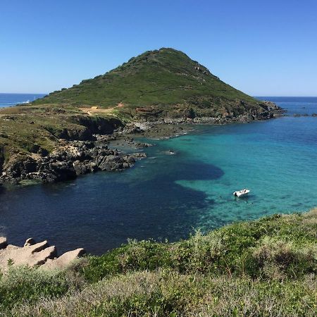 Ajaccio Magnifique T2 37M2 Centre Ville Vue Mer Au Bord De La Plage Neuf 4 Couchages Balcon Parking Prive Ferme Clim Wifi Exterior foto