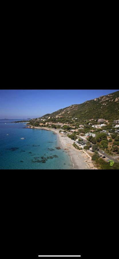 Ajaccio Magnifique T2 37M2 Centre Ville Vue Mer Au Bord De La Plage Neuf 4 Couchages Balcon Parking Prive Ferme Clim Wifi Exterior foto