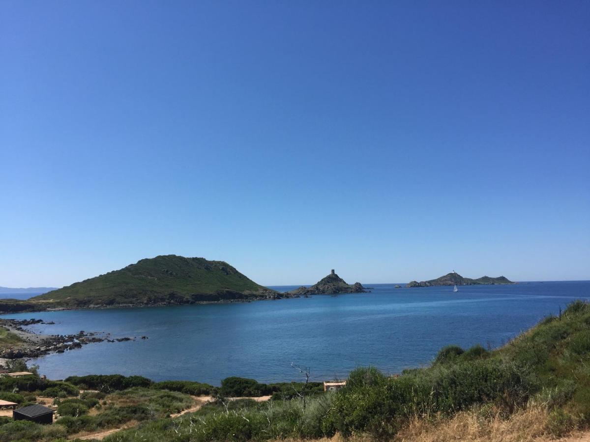 Ajaccio Magnifique T2 37M2 Centre Ville Vue Mer Au Bord De La Plage Neuf 4 Couchages Balcon Parking Prive Ferme Clim Wifi Exterior foto